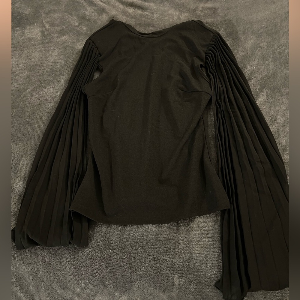 Long sleeve black blouse